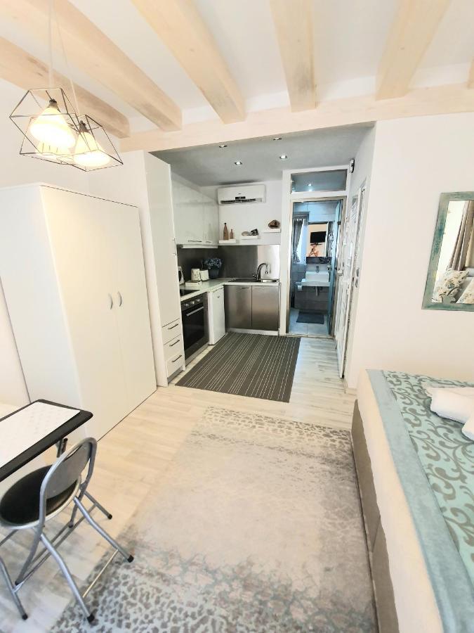 Helens Apartment Corfu (city)